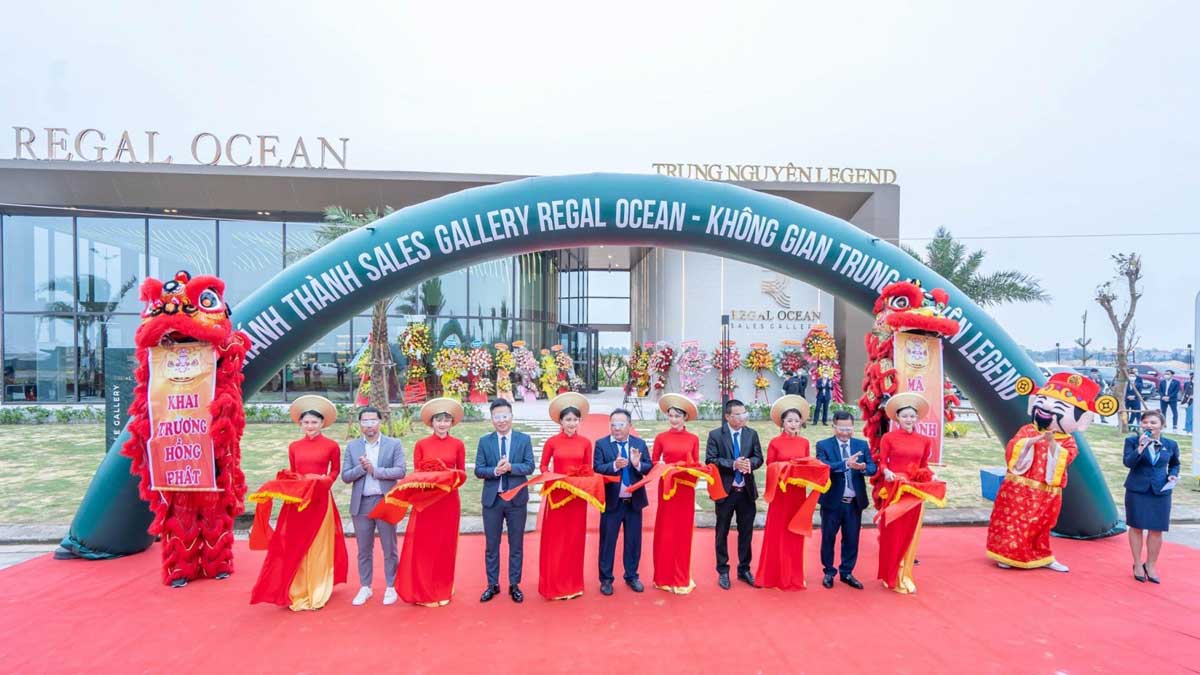 Khai truong khong gian Cafe Trung Nguyen Legend Khong gian Sales Gallery tai Regal Ocean Quang Binh - Regal Legend